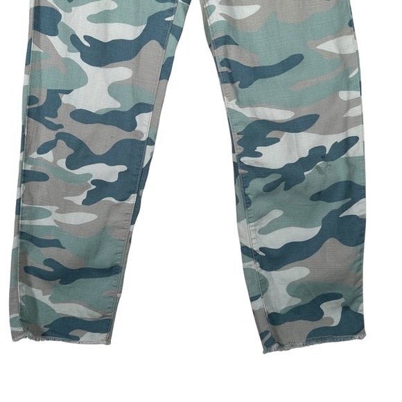 MOTHER The Shaker Chop Crop in Blue Green Camo - Picture 9 of 16